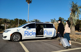 img-fluid rounded-start