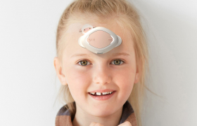 img-fluid rounded-start